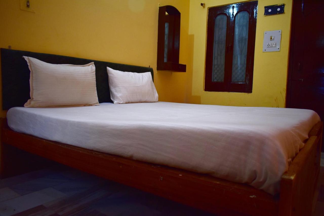 Sandhya Guest House Varanasi Near Ganga River Buitenkant foto
