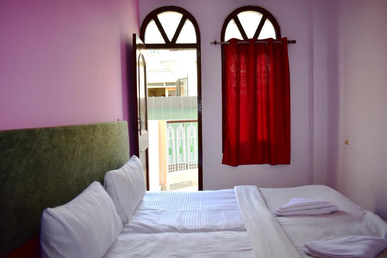 Sandhya Guest House Varanasi Near Ganga River Buitenkant foto