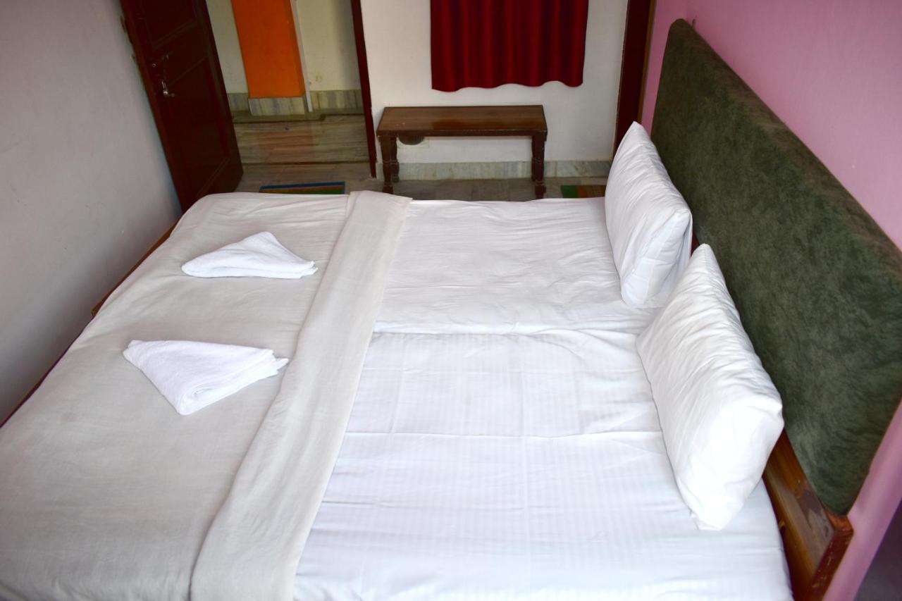 Sandhya Guest House Varanasi Near Ganga River Buitenkant foto