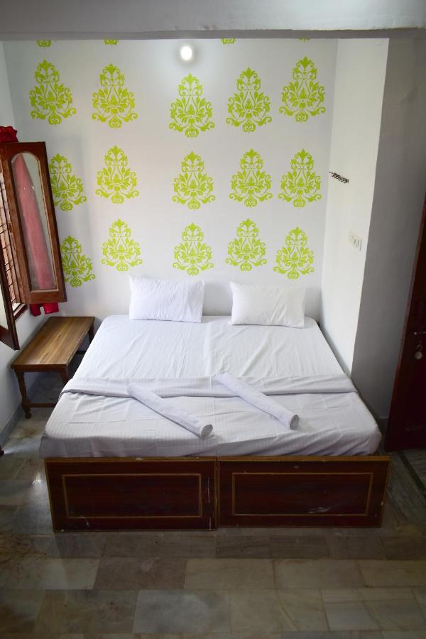 Sandhya Guest House Varanasi Near Ganga River Buitenkant foto