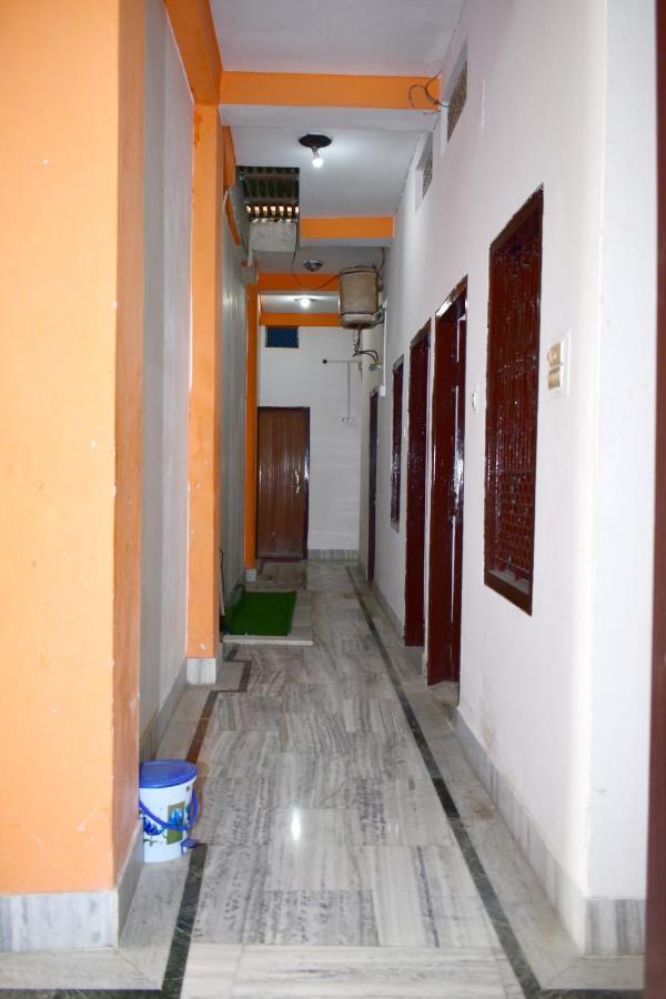 Sandhya Guest House Varanasi Near Ganga River Buitenkant foto