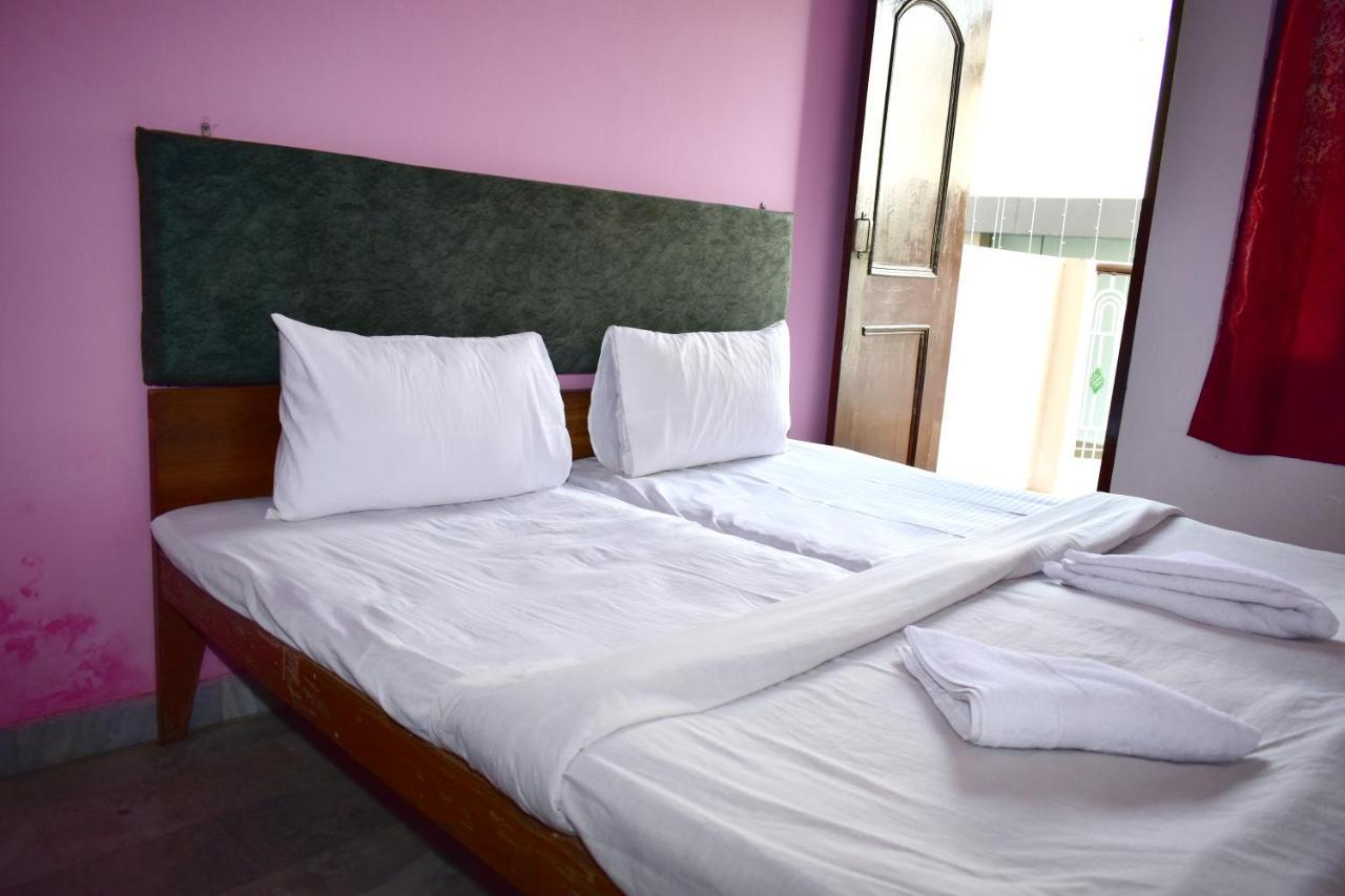 Sandhya Guest House Varanasi Near Ganga River Buitenkant foto