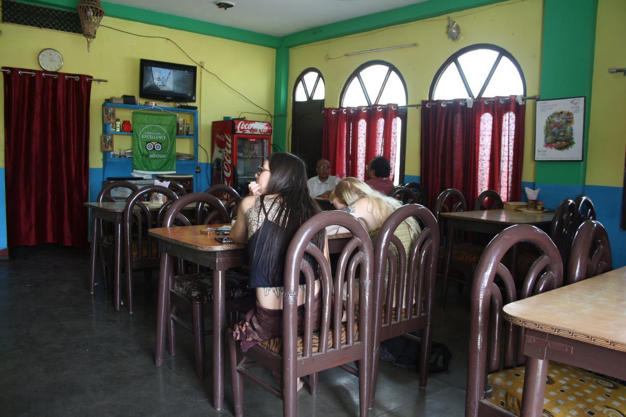 Sandhya Guest House Varanasi Near Ganga River Buitenkant foto
